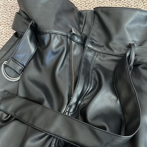 NWOT open exit high rise faux leather pants - Picture 6 of 6